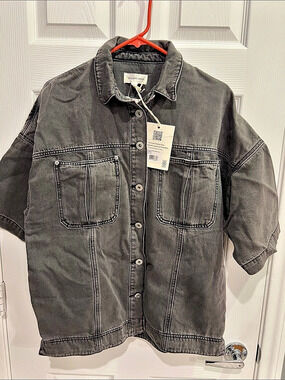 Outland Denim Lulu SS Shirt, Mercury Gray Denim Short Sleeve Shirt Size Medium